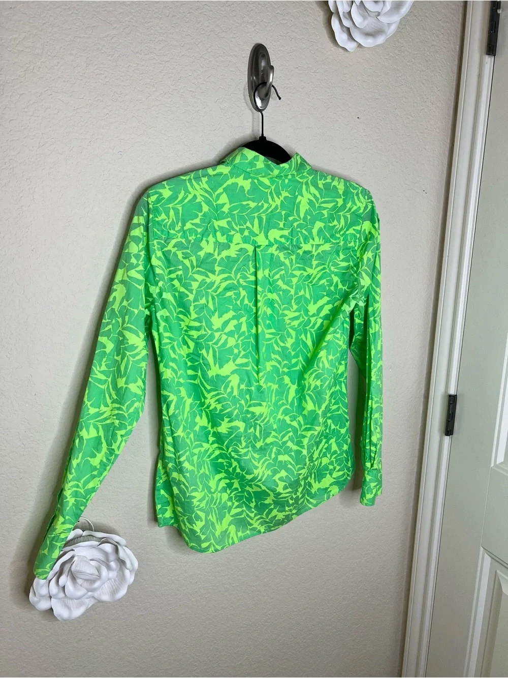 NTM: J.Crew Boy Shirt Tropical Floral Polynesian Green Button Down Size 4